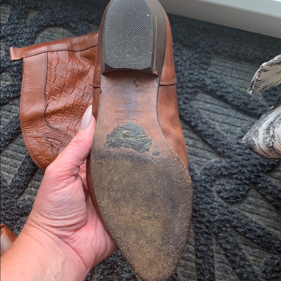 Leather boots - Picture 3 of 3